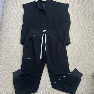 FIGS Scrubs black set